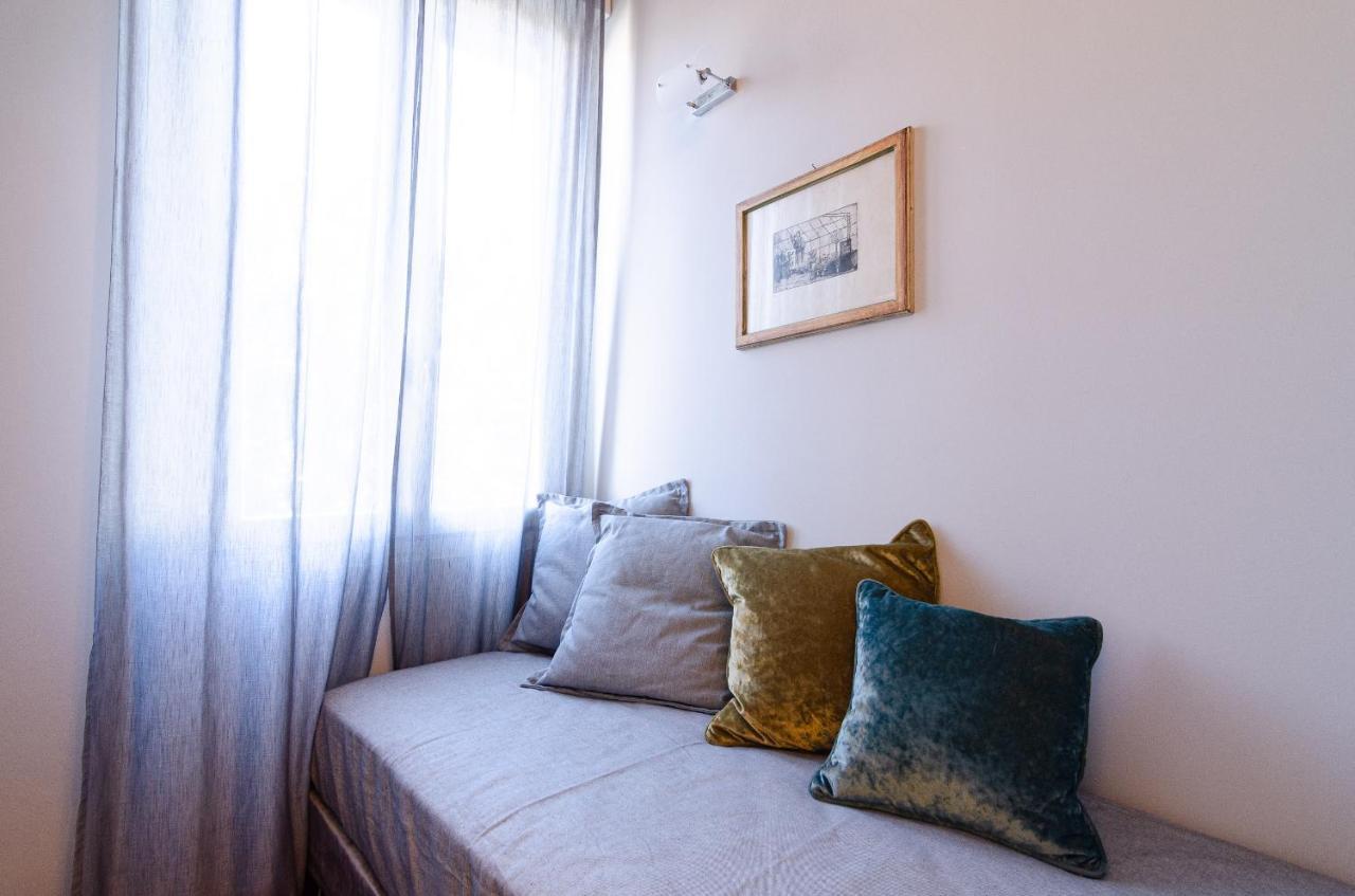 Lux Contemporary Flat - Porta Romana มิลาน ภายนอก รูปภาพ
